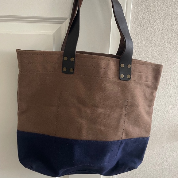 NWOT! COLE HAAN Leather And Canvas Tote Bag Brown Navy - Picture 4 of 7